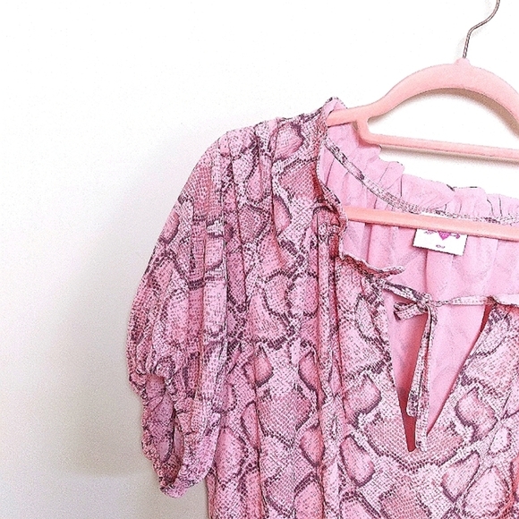 Buddy Love Ray Pink Snakeskin Elastic Waist Short Sleeve Mini Dress Size Medium - Picture 6 of 12